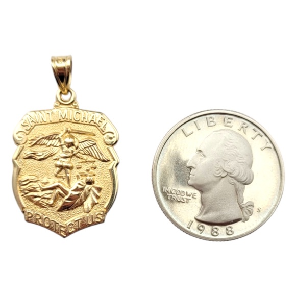 14 Karat Yellow Gold "Saint Michael Protect Us" Archangel  Pendant #20910 - Picture 10 of 11
